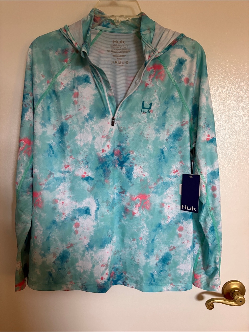 Huk Women’s Aqua Teal Tie-Dye Hooded Shirt with Coral Accents.  UPF 50.  L